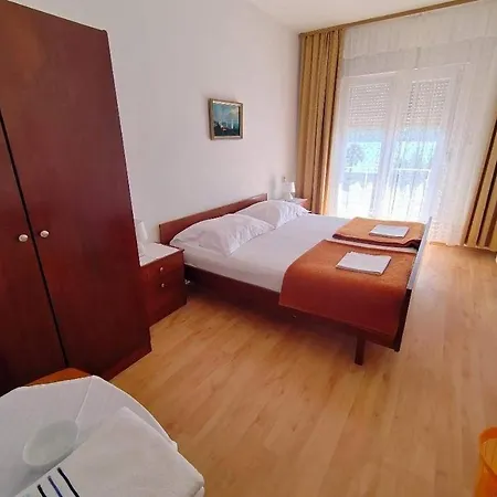 Family Friendly Seaside Barbat, Rab - 22360 *