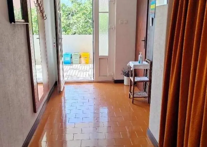 Family Friendly Seaside Barbat, Rab - 22360 * Barbat na Rabu