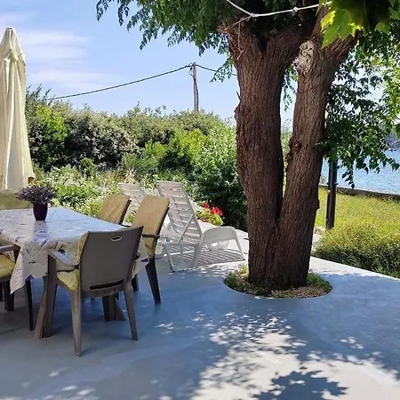 Family Friendly Seaside Barbat, Rab - 22360 Barbat na Rabu